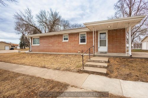 1304 Indian St, Saint Paul, NE, 68873-1409 | Card Image