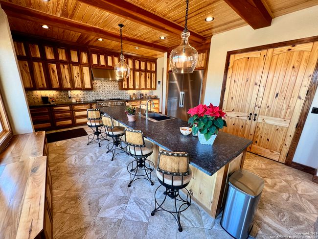163 Northridge Dr W, House other with 2 bedrooms, 3 bathrooms and null parking in Mountain Home TX | Image 10