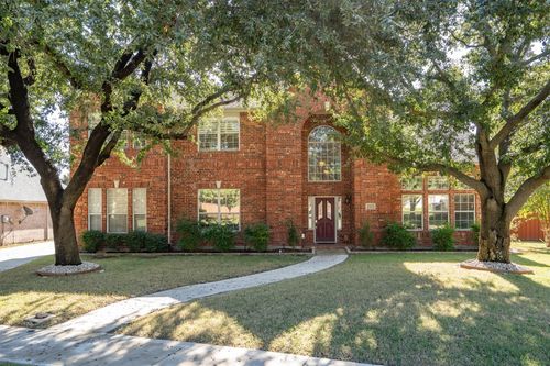 2325 Heather Ridge Dr, Flower Mound, TX, 75028-8350 | Card Image