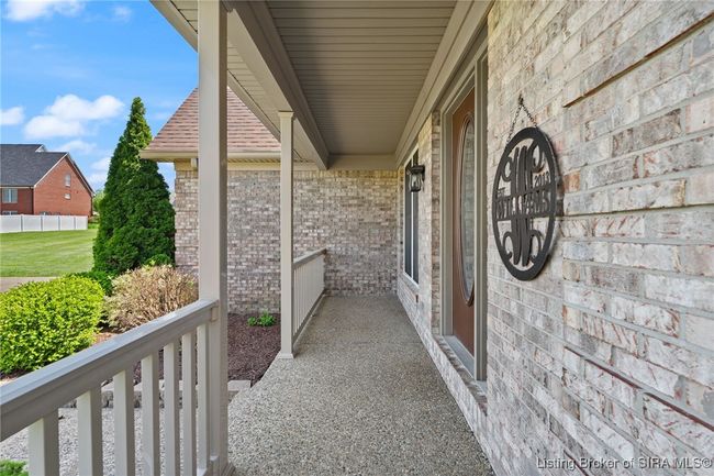 2800 Sandalwood Dr, Home with 4 bedrooms, 4 bathrooms and null parking in New Albany IN | Image 4