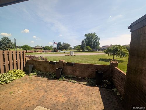 united-states-303 Country Club Drive, St Clair Shores, MI, 48082 | Card Image