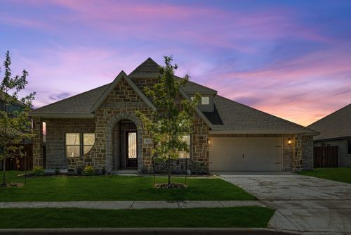 402 Laurel Ln, Glenn Heights, TX, 75154-7976 | Card Image