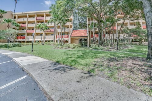 unit-105-3062 Eastland Blvd, CLEARWATER, FL, 33761-4144 | Card Image