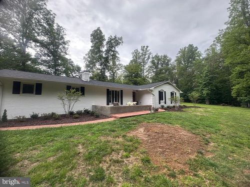 13310 Country Way Cir, Fredericksburg, VA, 22407-2336 | Card Image