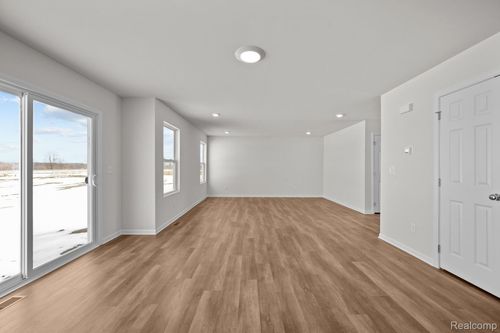 48495 Old Oak Trl, Belleville, MI, 48111 | Card Image