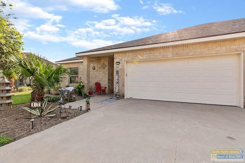 12 Augusta Ct, Laguna Vista, TX, 78578-2891 | Card Image