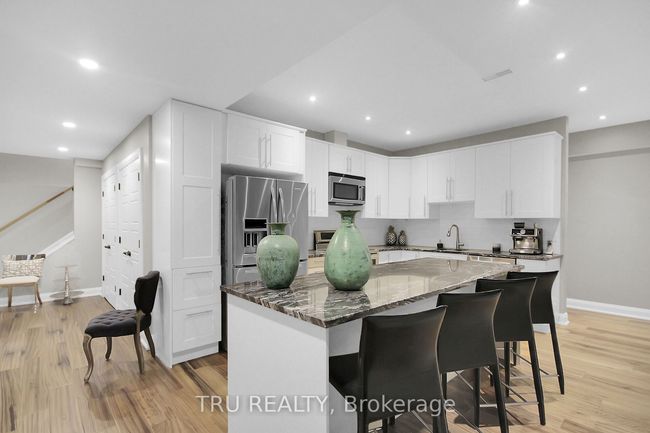 7909 Parkway Rd, House other with 5 bedrooms, 4 bathrooms and 20 parking in Metcalfe ON | Image 29