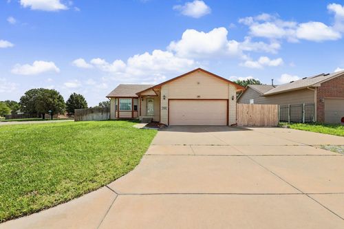 1920 S Leeanne Ln, Wichita, KS, 67207-7708 | Card Image