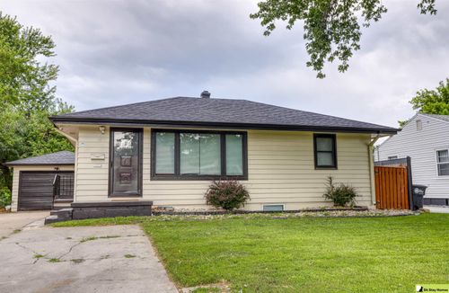 4814 S 50th Ave, Omaha, NE, 68117-1916 | Card Image