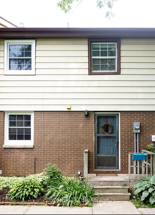 5-126 Notch Hill Rd, Kingston, ON, K7M2X1 | Card Image