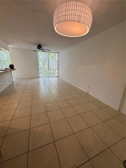 429-210 172nd St, Sunny Isles Beach, FL, 33160-3439 | Card Image