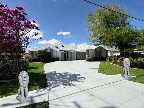 5400 Nw Emblem St, Port St. Lucie, FL, 34983-1448 | Card Image