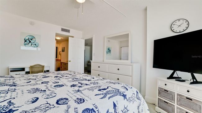 UNIT-504 - 5200 Gulf Dr, Condo with 2 bedrooms, 2 bathrooms and null parking in HOLMES BEACH FL | Image 19