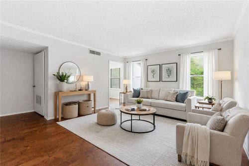 1414 Huntingdon Chase, Sandy Springs, GA, 30350-4930 | Card Image