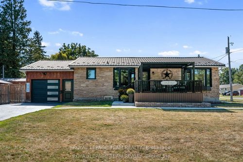 565 Dufferin St W, North Dundas, ON, K0C2K0 | Card Image