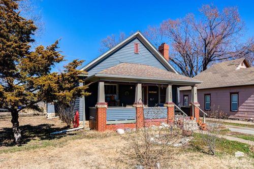 332 W 10th St, Junction City, KS, 66441-2357 | Card Image