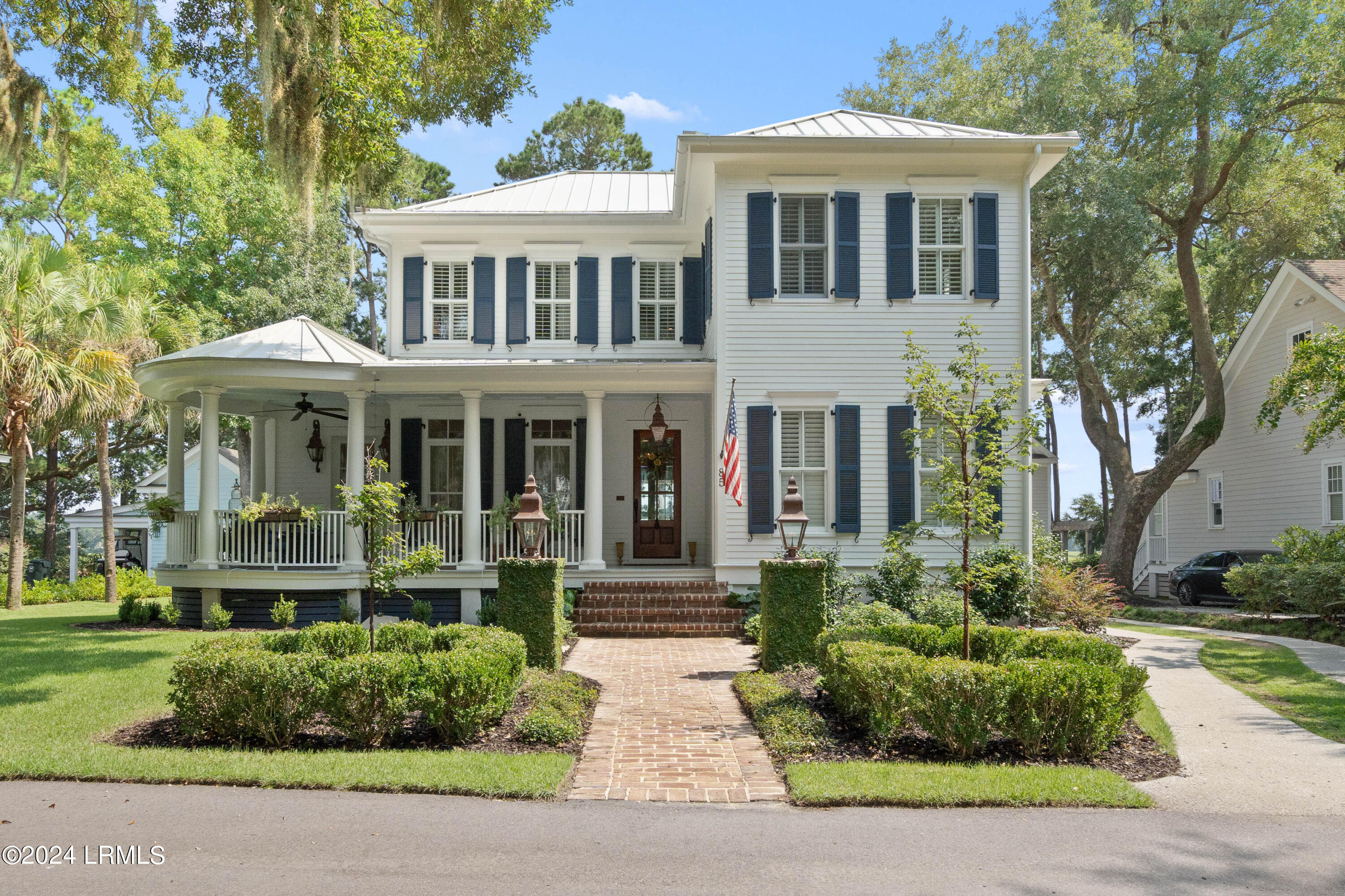 Mum Grace , Beaufort, SC 29906