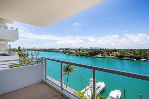 7j-5600 Collins Ave, Miami Beach, FL, 33140-2406 | Card Image