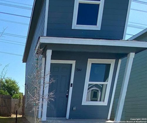 7044 Elm Cv, San Antonio, TX, 78244-2398 | Card Image