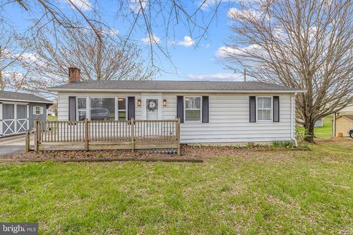 1570 Nadenbousch Ln, INWOOD, WV, 25428-3052 | Card Image