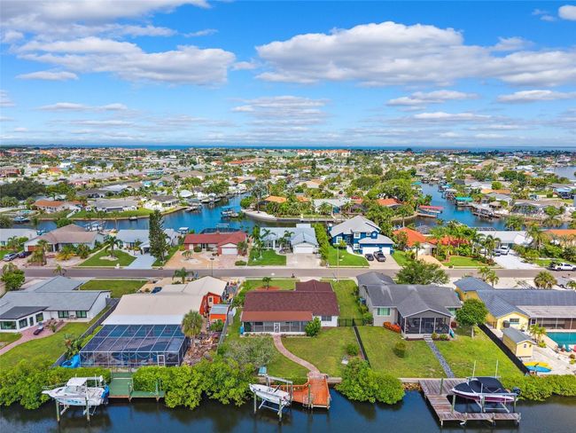 6521 Bimini Ct, House other with 3 bedrooms, 2 bathrooms and null parking in APOLLO BEACH FL | Image 46