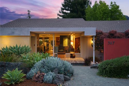 767 Pasatiempo Dr, San Luis Obispo, CA, 93405-1033 | Card Image