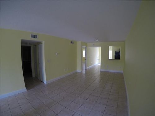 102-4785 Sw 62nd Ave, Davie, FL, 33314-4493 | Card Image