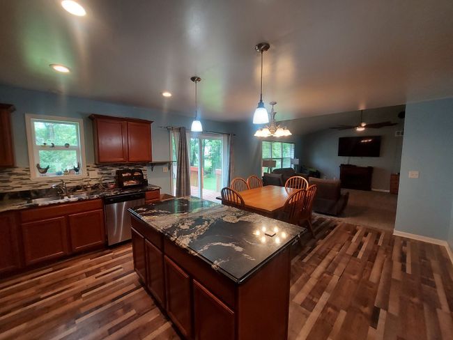 210 Sundance Trl, House other with 3 bedrooms, 2 bathrooms and 3 parking in CAPRON IL | Image 7