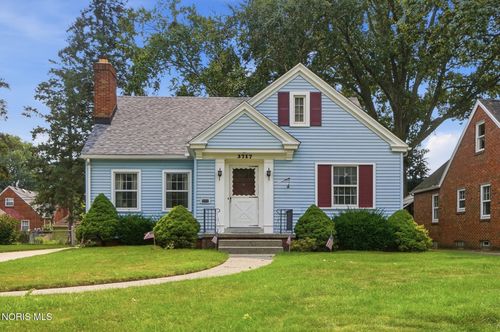 3717 Mapleway Dr, Toledo, OH, 43614-4420 | Card Image