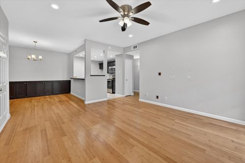 721-8601 Park Ln, Dallas, TX, 75231-1320 | Card Image