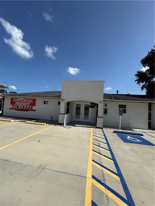 615 Alice St, Jennings, LA, 70546-4501 | Card Image