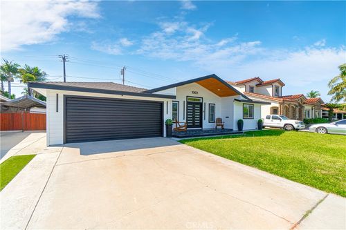 10621 Pico Vista Rd, Downey, CA, 90241-3054 | Card Image