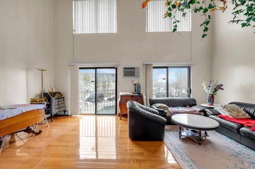 20d-3-14 Julius Rd, College Point, NY, 11356-1263 | Card Image