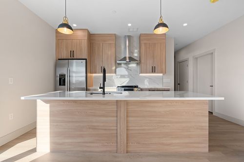 207-453 Franklin Street, Melrose, MA, 02176 | Card Image