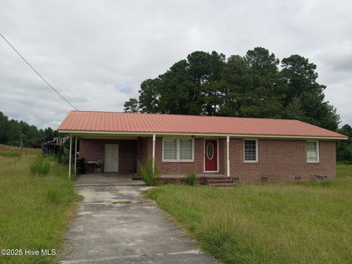 8147 Swamp Fox Hwy E, Tabor City, NC, 28463-8910 | Card Image