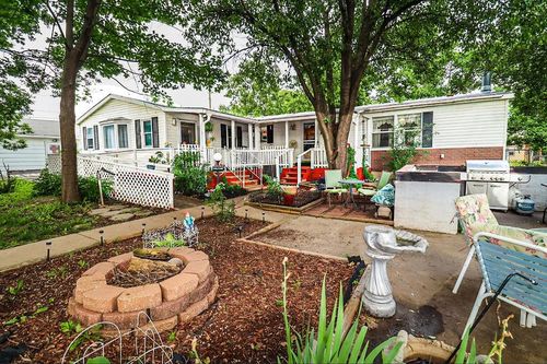 119 S 6th St, Towanda, KS, 67144-9040 | Card Image