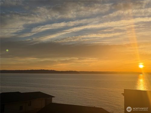 5064 Beach Dr Sw, Seattle, WA, 98136-1040 | Card Image