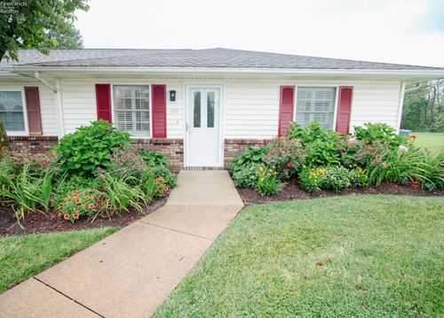 748 Chestnut Ln, Huron, OH, 44839-1594 | Card Image