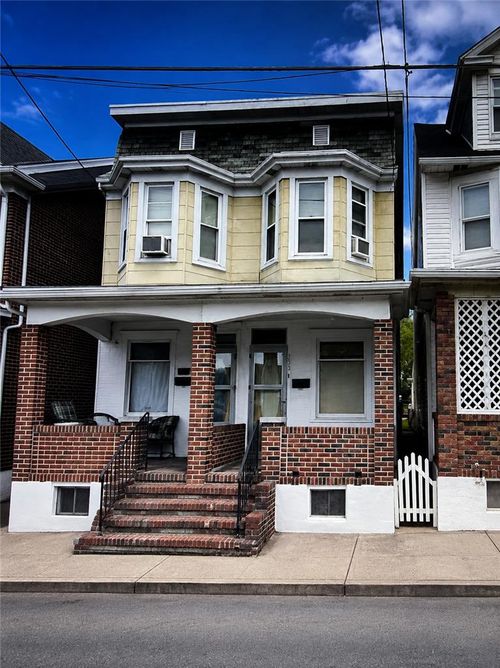555 E Union Street, Tamaqua Boro, PA, 18252 | Card Image