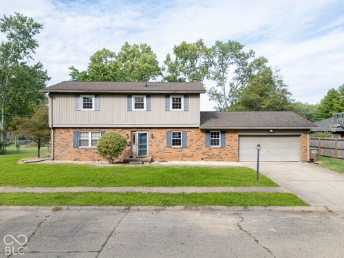 3520 Autumn Ct, Columbus, IN, 47203-3559 | Card Image