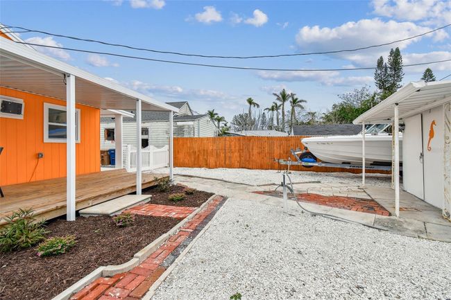 13320 2 Nd St E, Home with 2 bedrooms, 2 bathrooms and null parking in Madeira Beach FL | Image 40