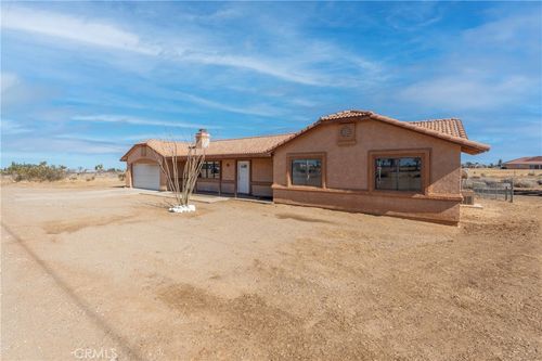11089 Rochester Rd, Phelan, CA, 92371 | Card Image
