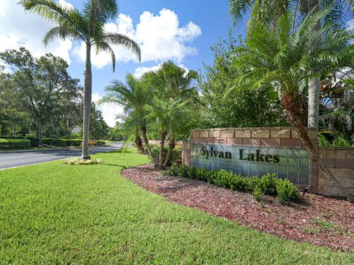 5880 40th Ln, Vero Beach, FL, 32966-6520 | Card Image