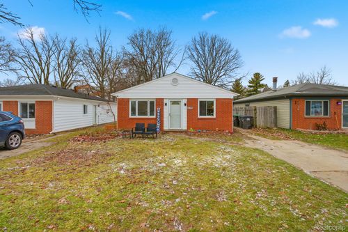 15390 Beech Daly Rd, Taylor, MI, 48180-6404 | Card Image