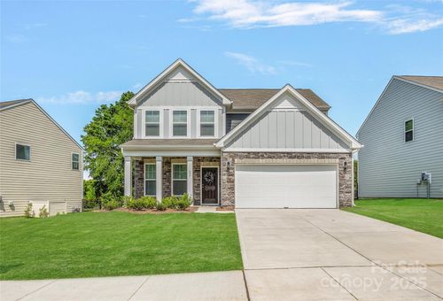 699 Kitfox Dr Nw, Concord, NC, 28027-8998 | Card Image