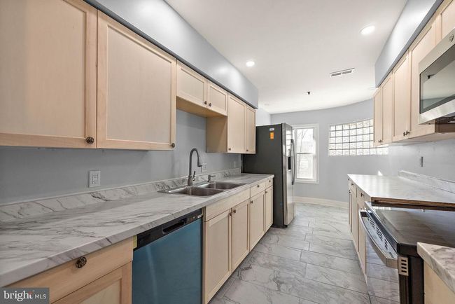 F-5 - 5211 Le Parc Dr, Condo with 2 bedrooms, 2 bathrooms and null parking in WILMINGTON DE | Image 8