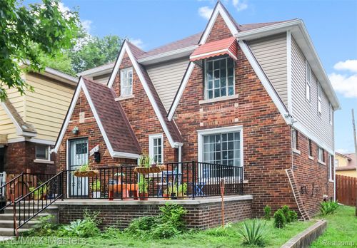 145 E Henry St, River Rouge, MI, 48218-1633 | Card Image