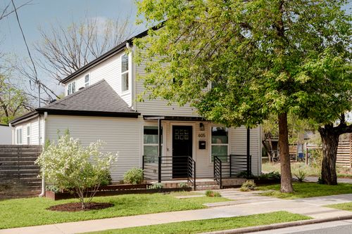 605 Harris Ave, Austin, TX, 78705-2515 | Card Image