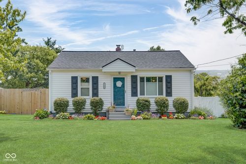 7723 E 75th St, Indianapolis, IN, 46256-2001 | Card Image