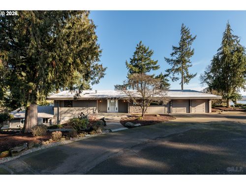 555 Grey Cliffs Dr, Saint Helens, OR, 97051-1003 | Card Image